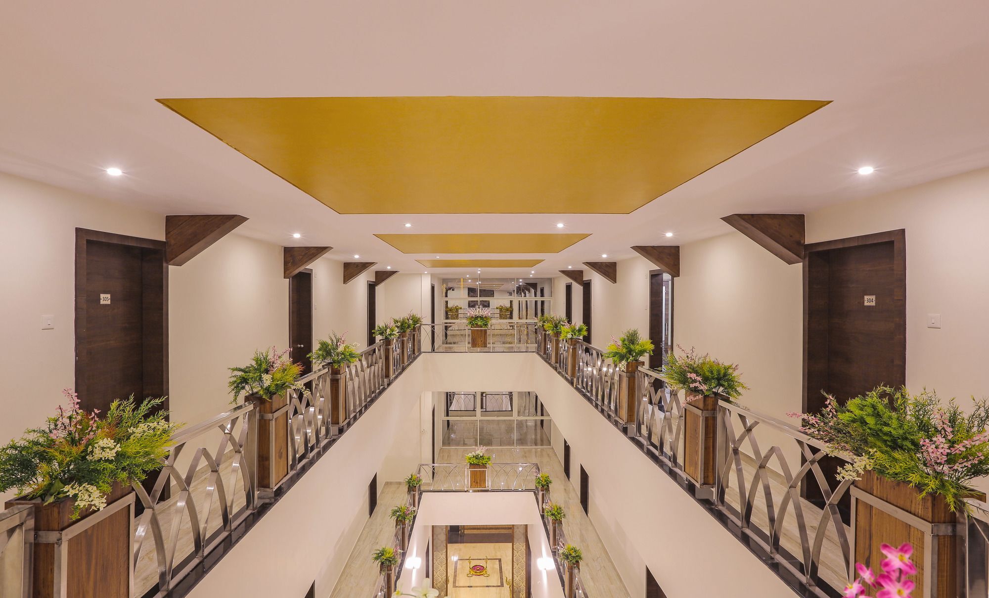 Hotel Sardar 3*